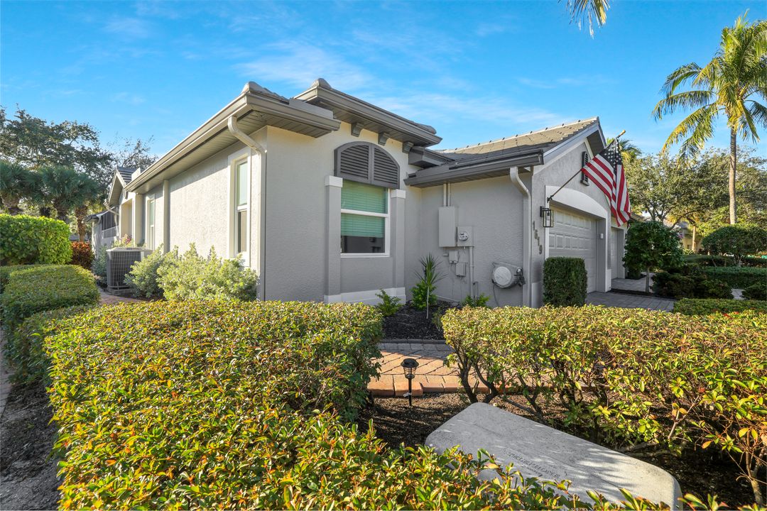 1619 Cayman Ct, Naples, FL 34119