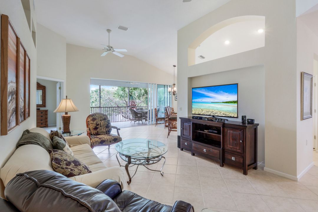 10392 Autumn Breeze Dr #202, Bonita Springs, FL 34135