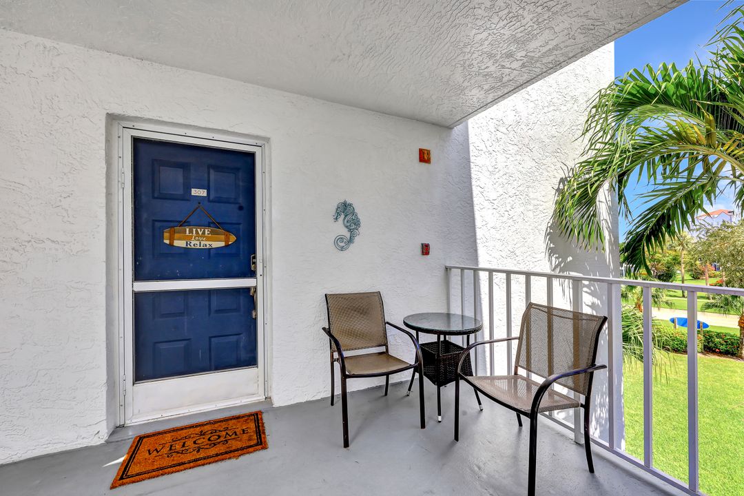 711 W Elkcam Cir #307, Marco Island, FL 34145