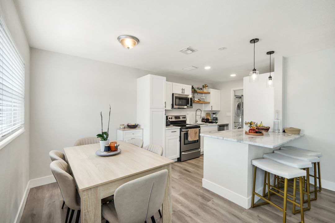 942 Narcissus St, North Fort Myers, FL 33903