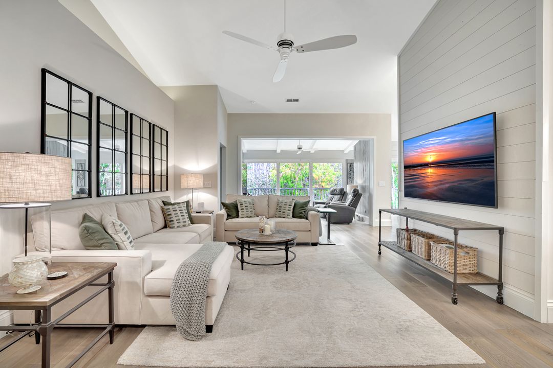 2540 Talon Ct #504, Naples, FL 34105