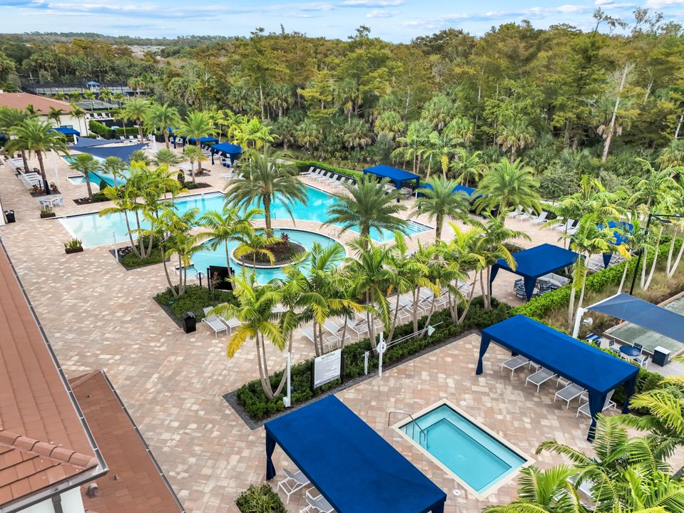 12033 Azalea Wy, Naples, FL 34120