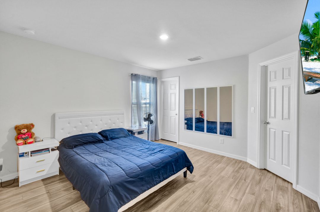 3821 SW 8th Ct, Cape Coral, FL 33914