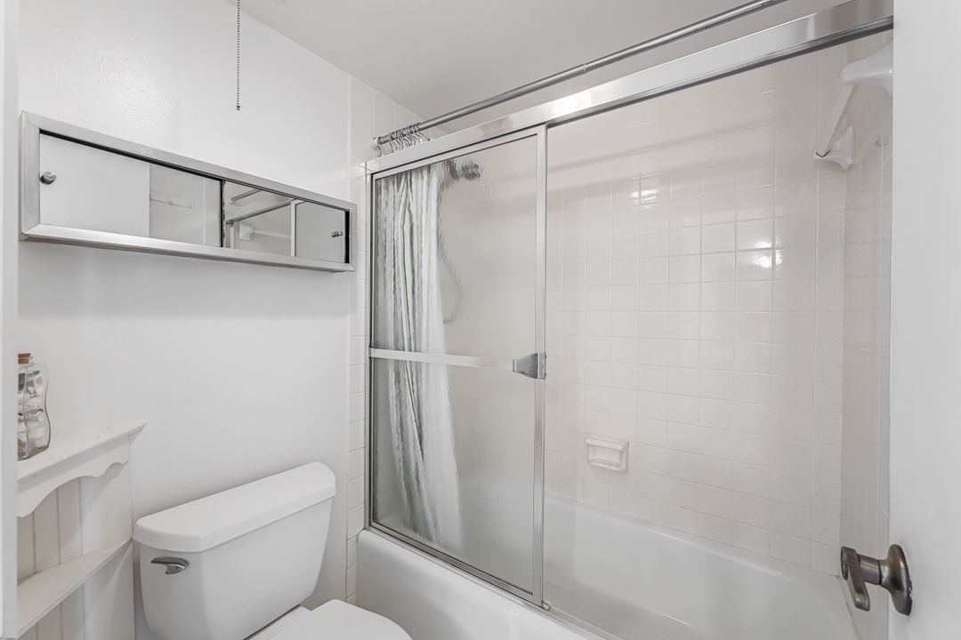 1085 Forest Lakes Dr #8204, Naples, FL 34105