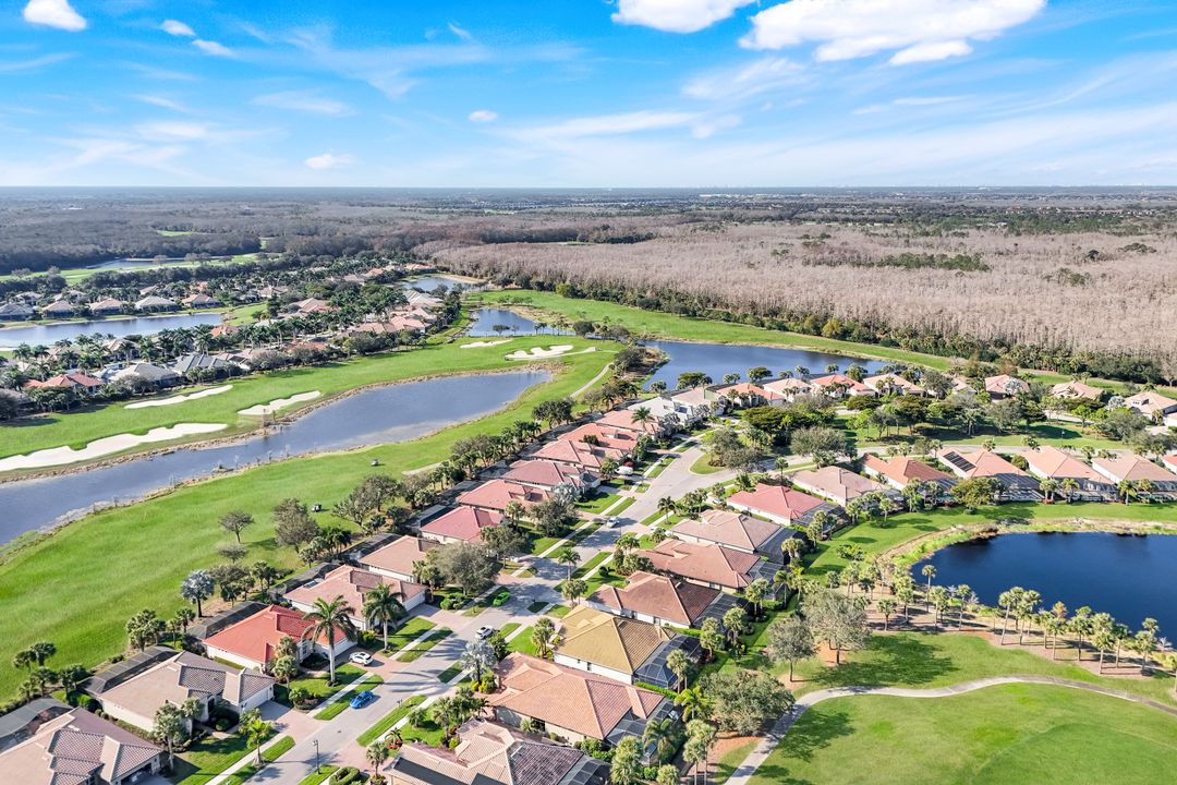 11925 Heather Woods Ct, Naples, FL 34120