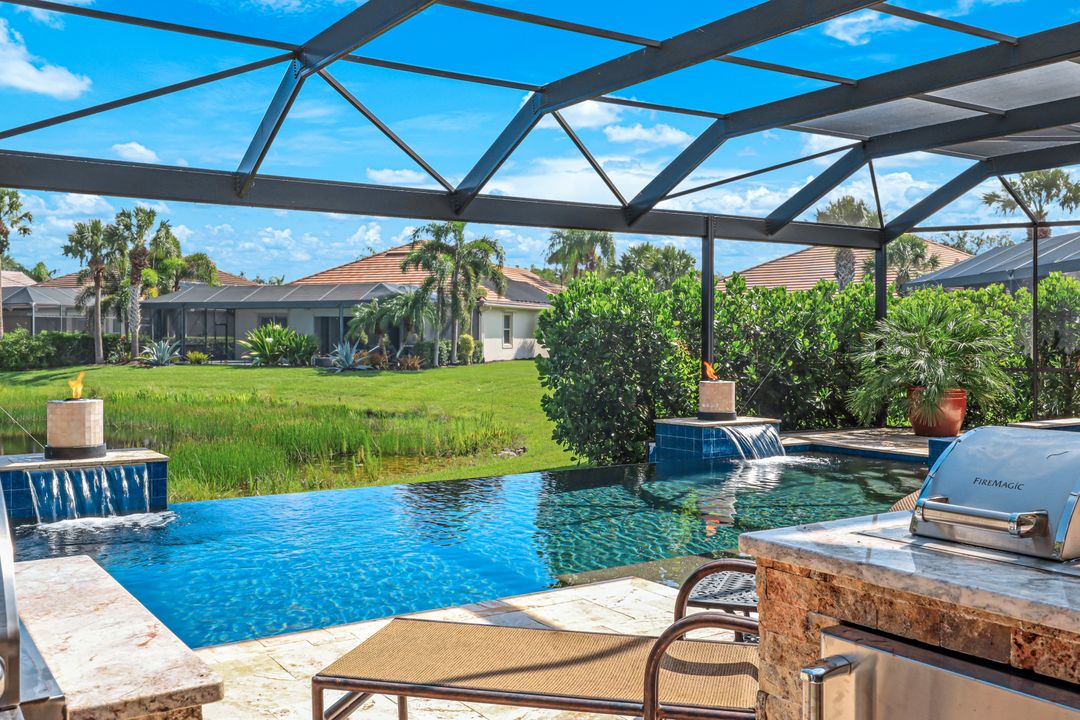 9684 Cobalt Cove Cir, Naples, FL 34120