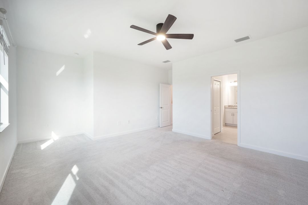 14207 Pine Lodge Ln, Fort Myers, FL 33913