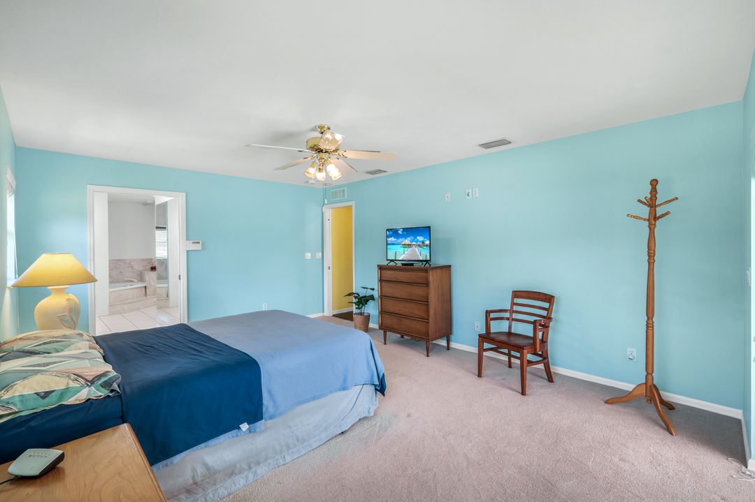 6029 Higgins Ave, Fort Myers, FL 33905