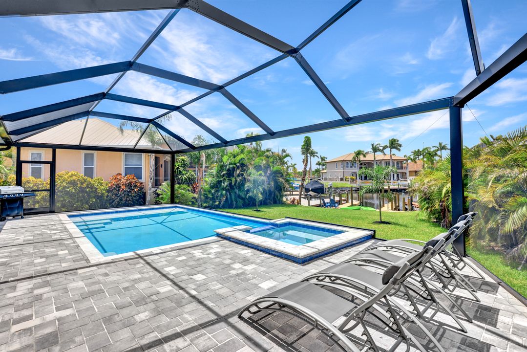 1617 El Dorado Pkwy W, Cape Coral, FL 33914