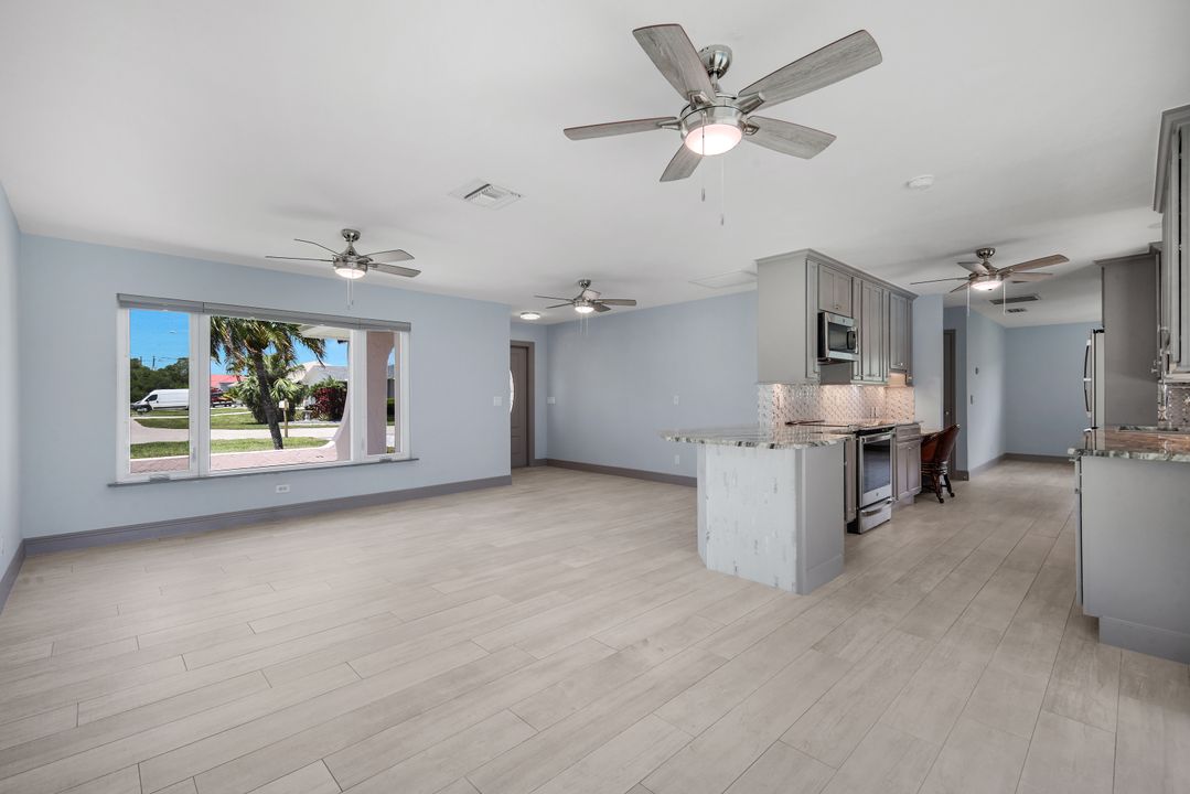 4005 SE 1st Ave, Cape Coral, FL 33904