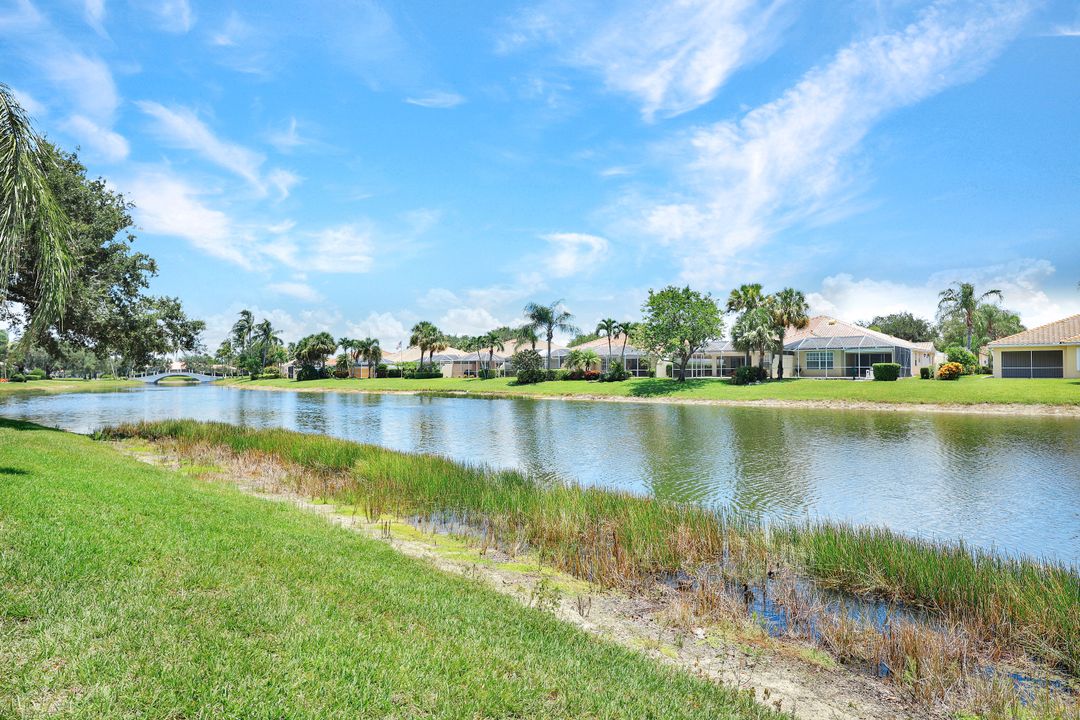2941 Gilford Way, Naples, FL 34119