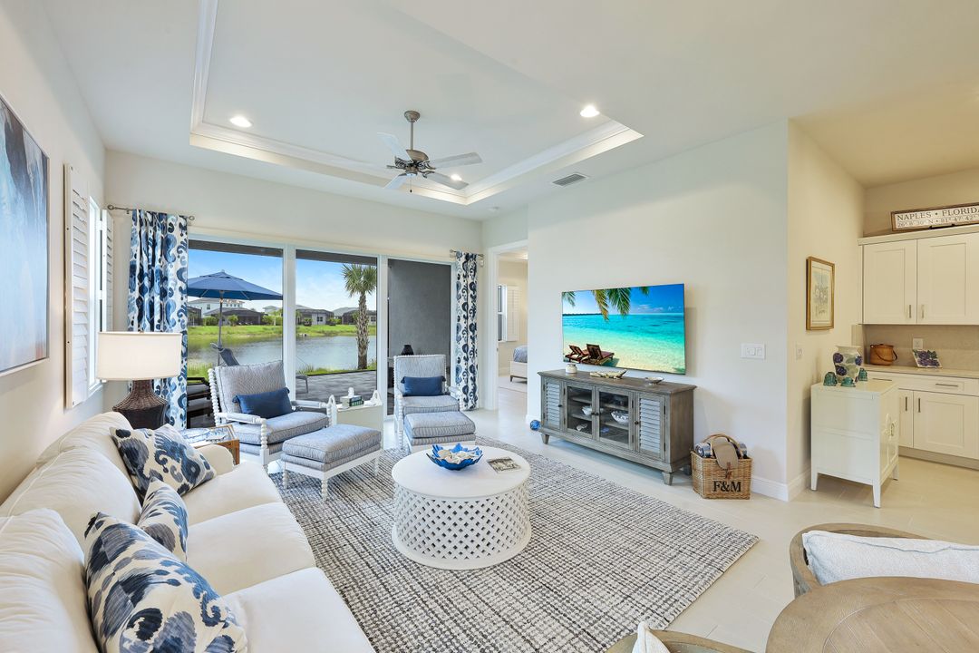 9004 Mayreau Way, Naples, FL