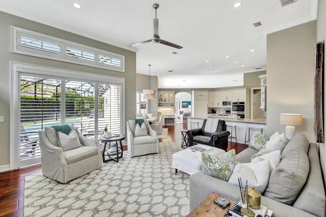 8019 San Simeon, Naples, FL 34109