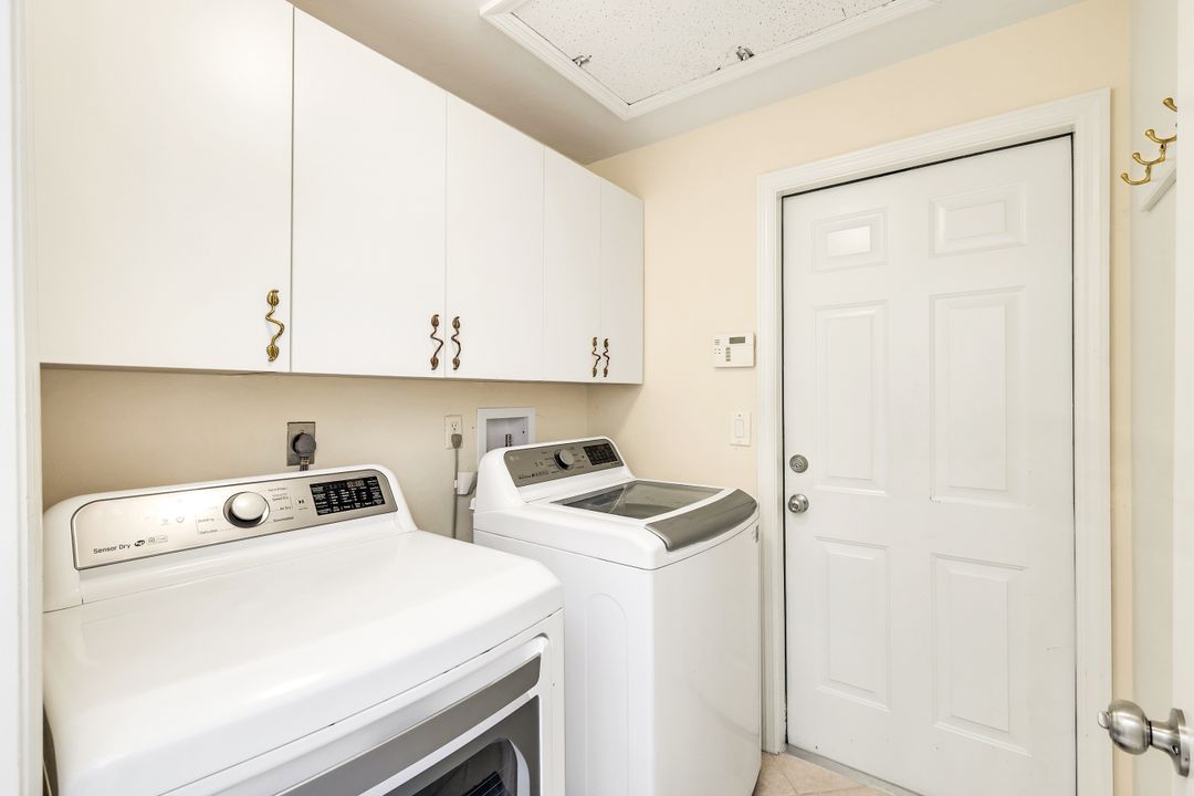 25551 Springtide Ct, Bonita Springs, FL 34135