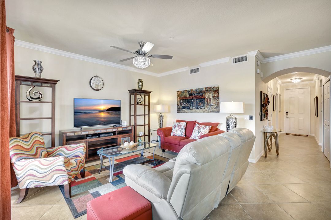 9554 Trevi Ct #4726, Naples, FL 34113