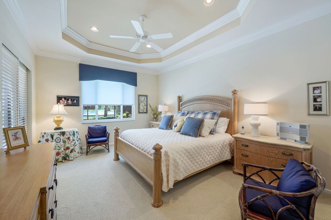 9084 Falling Leaf Dr, Bonita Springs, FL 34135