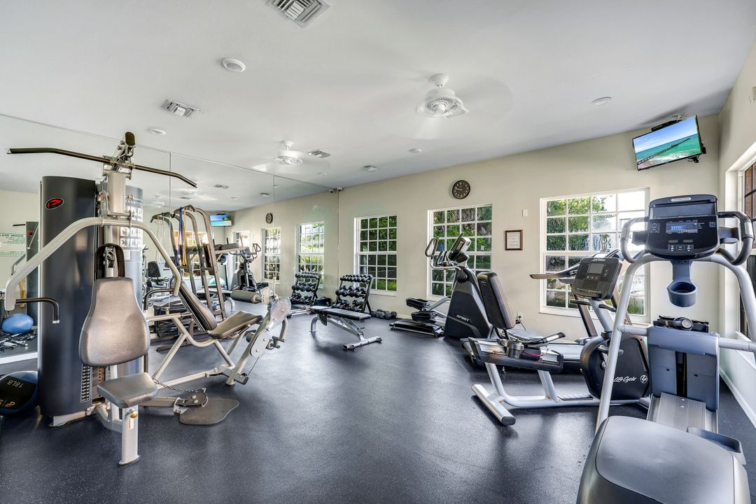 7756 Gardner Dr #102, Naples, FL 34109