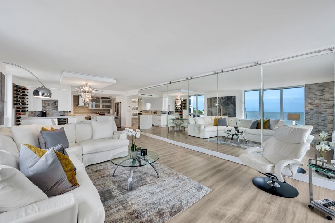 3115 Gulf Shore Blvd N #205-S, Naples, FL 34103