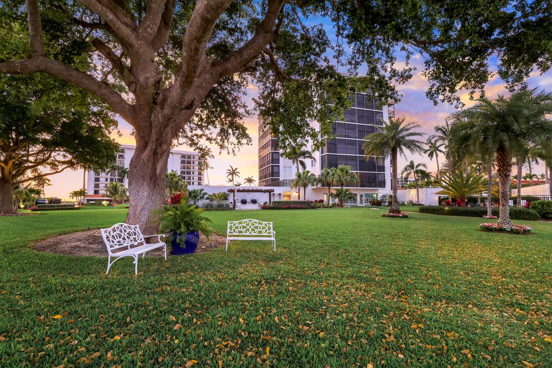 2170 Gulf Shore Blvd N #62W, Naples, FL 34102