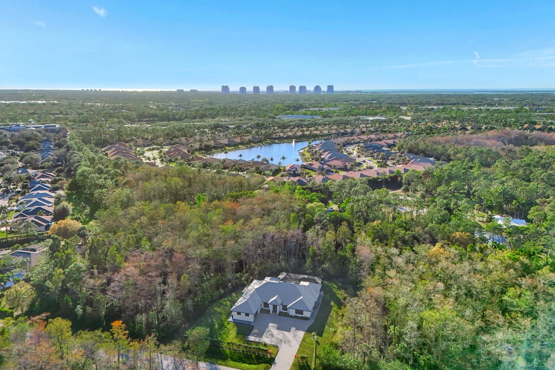 25526 Busy Bee Dr, Bonita Springs, FL 34135