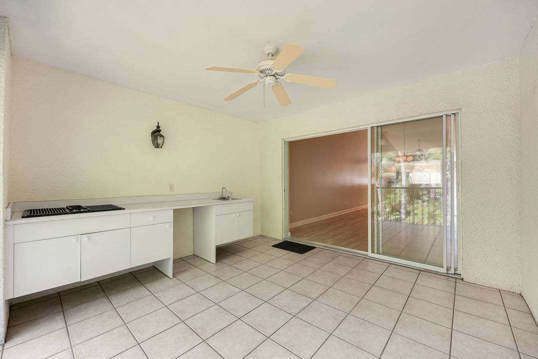 2055 Cascades Dr #6, Naples, FL 34112