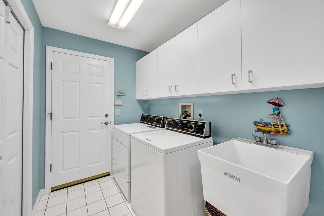 13280 Bridgeford Ave, Bonita Springs, FL 34135