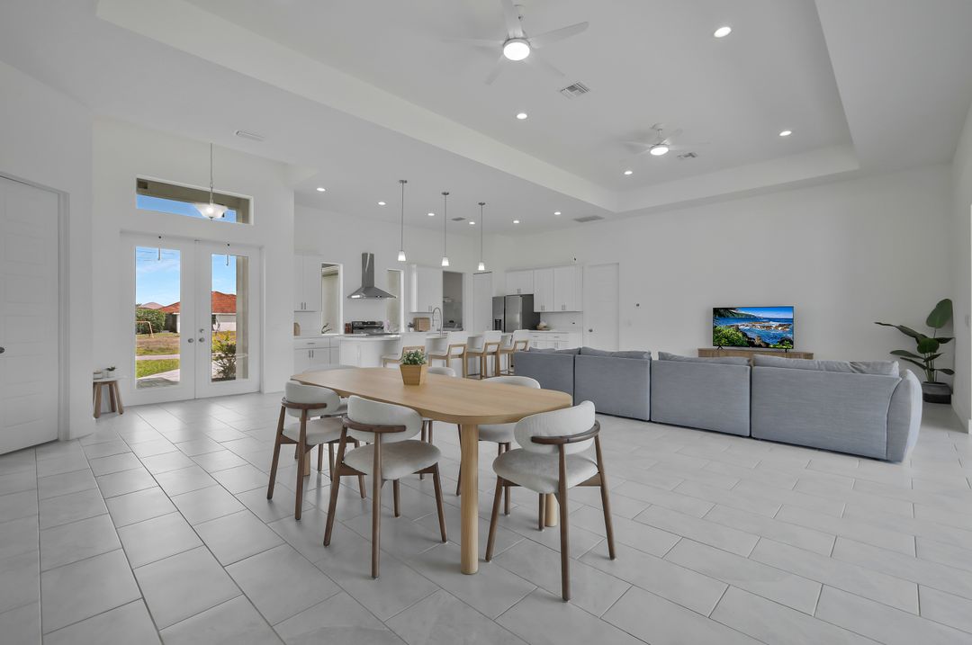 1428 NW 27th Pl, Cape Coral, FL 33993