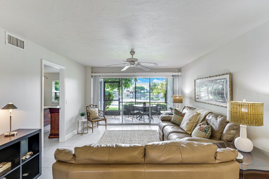 3030 Binnacle Dr #101, Naples, FL 34103