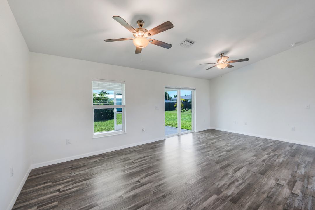 1317 NE 9th Ave, Cape Coral, FL 33909