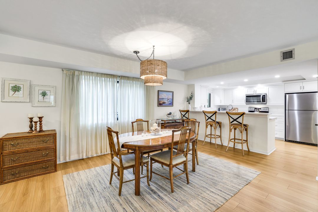 1641 Spoonbill Ln #B, Naples, FL 34105