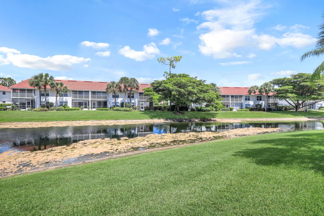 4970 Deerfield Way #103, Naples, FL 34110