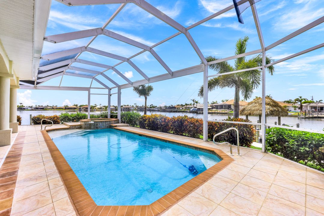 5231 SW 5th Pl, Cape Coral, FL 33914