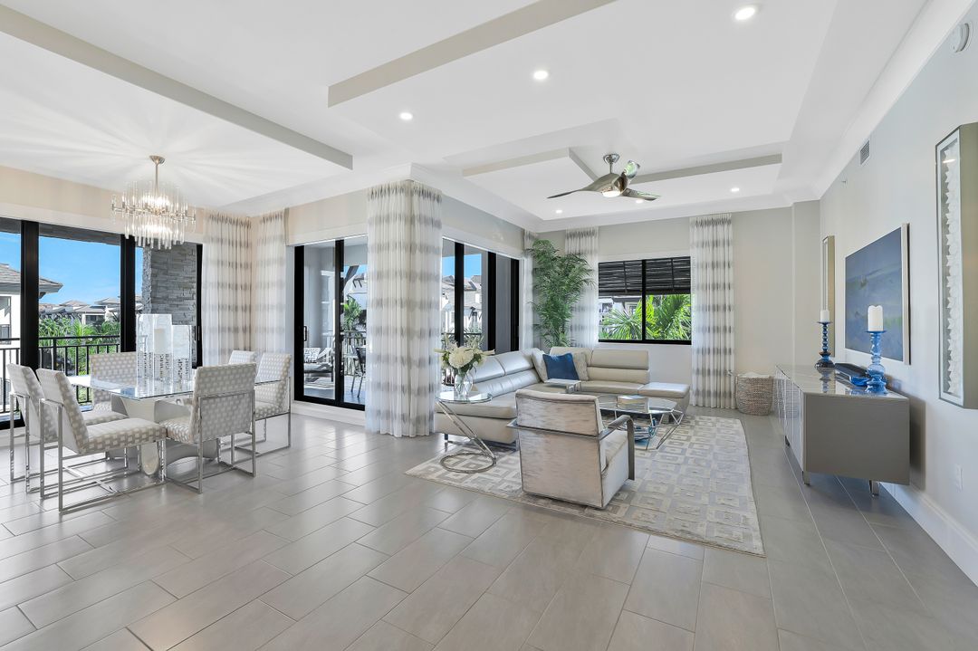 1035 3rd Ave S #402, Naples, FL 34102