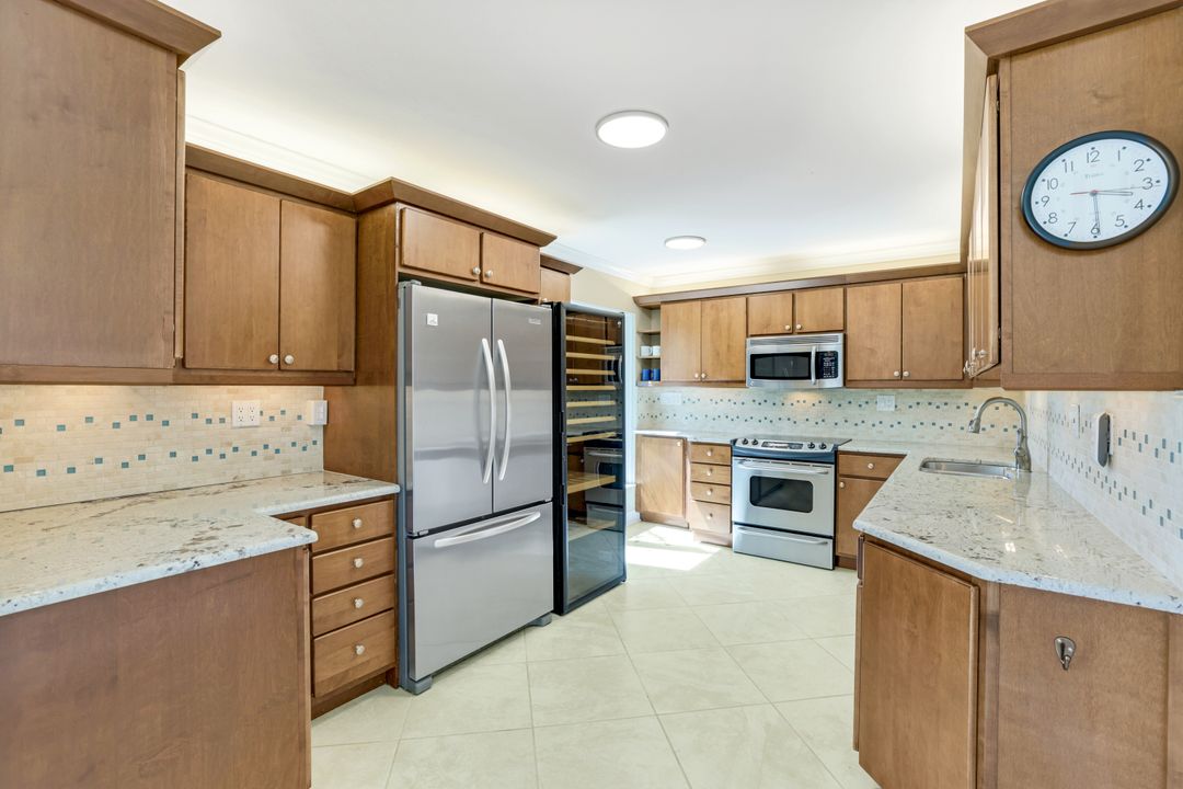 108 Wilderness Dr #132, Naples, FL 34105