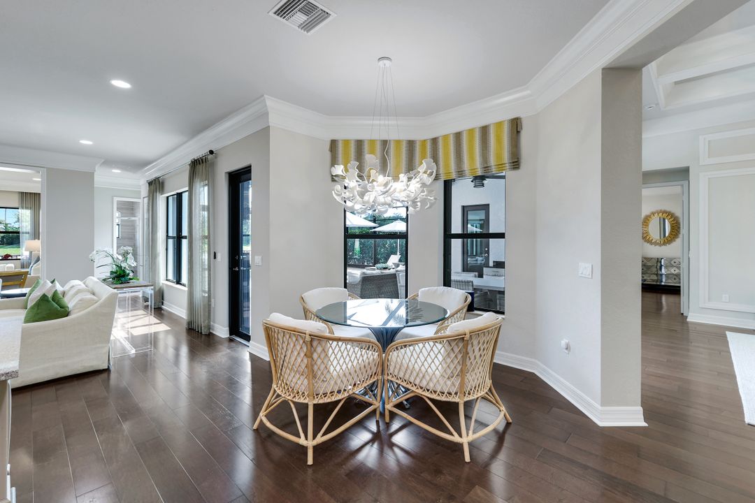 4056 Nova Ln, Naples, FL 34119