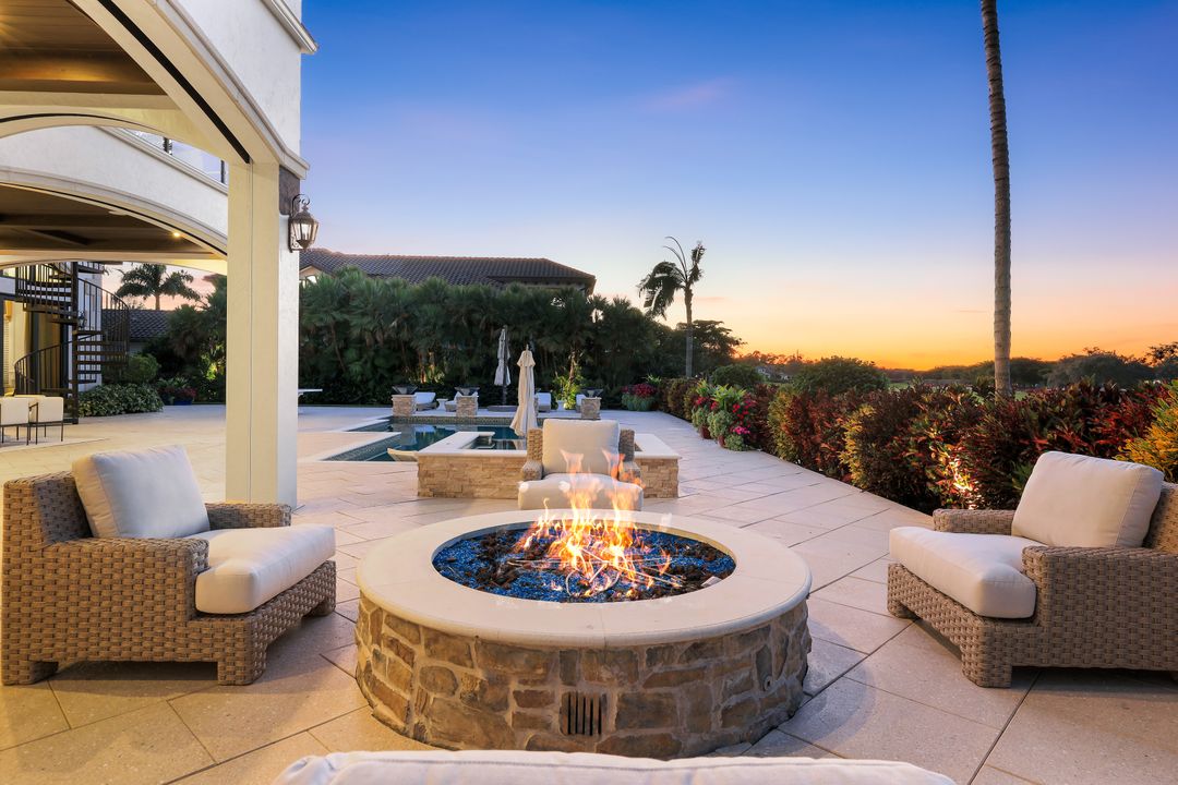 16725 Prato Way, Naples, FL 34110