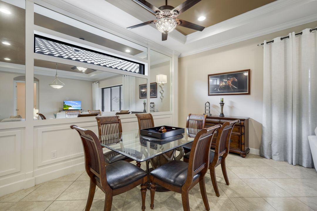 8527 Palacio Terrace N, Naples, FL 34114