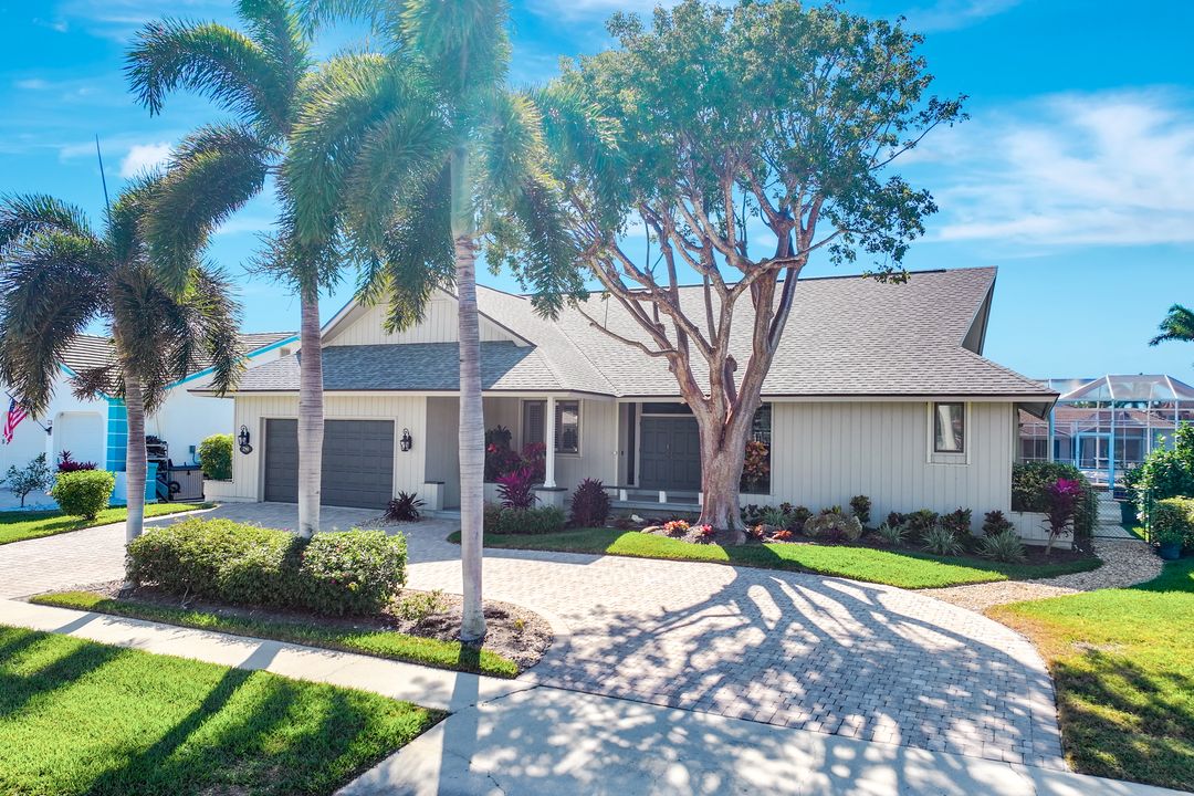 230 Windbrook Ct, Marco Island, FL 34145