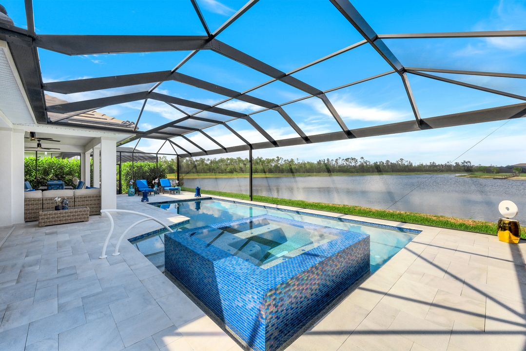 14448 Neptune Ave, Naples, FL 34114