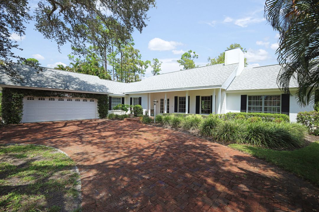 861 Swallow Point, Naples, FL 34105