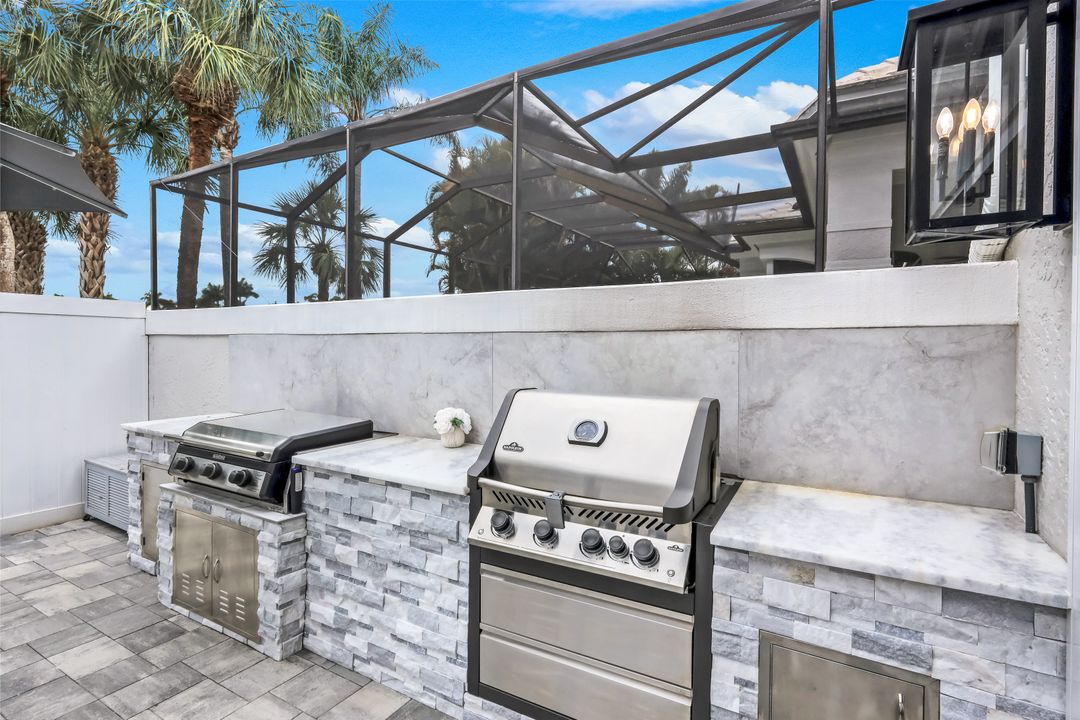 15303 Devon Green Ln, Naples, FL 34110