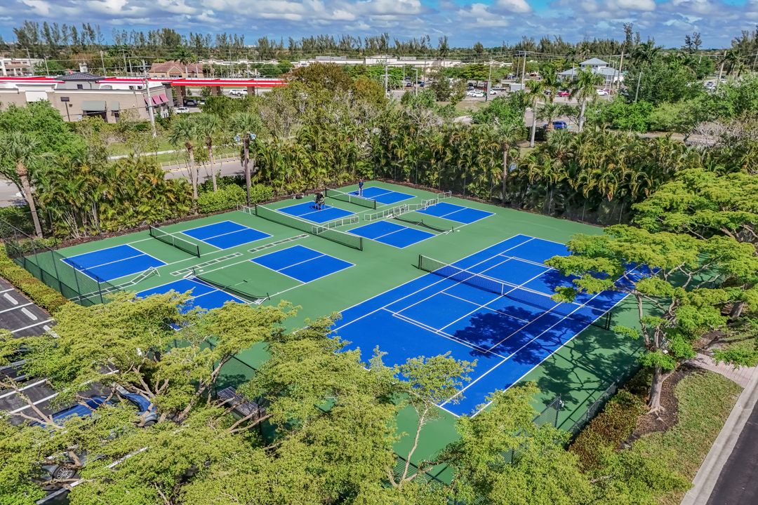 15910 Prentiss Pointe Cir, 101 Fort Myers, FL 33908