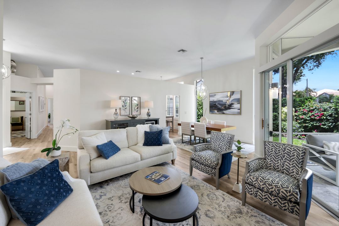 155 San Rafael Ln, Naples, FL 34119