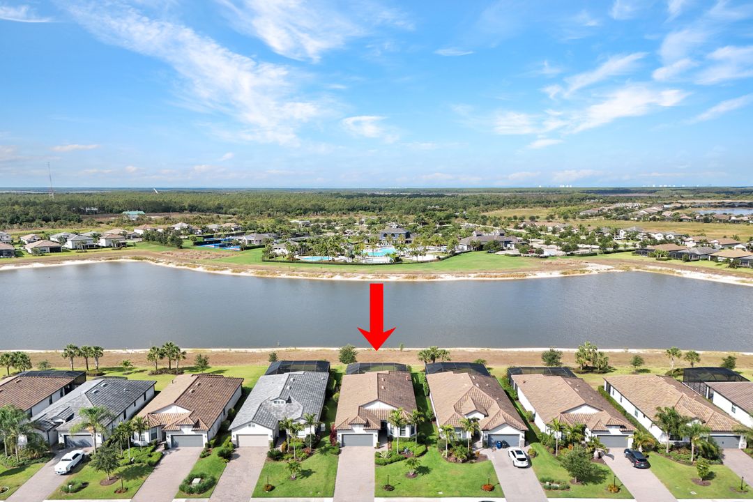 19572 Utopia Ln, Estero, FL 33913