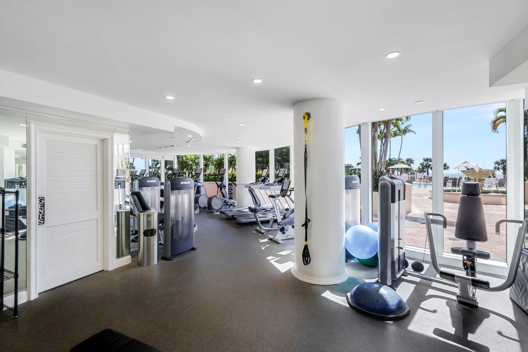 8231 Bay Colony Dr #1701, Naples, FL 34108