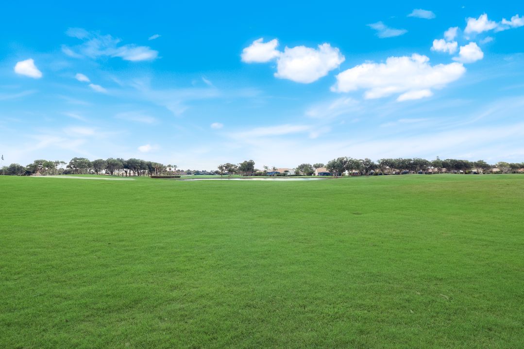 6875 Ascot Dr #102, Naples, FL 34113