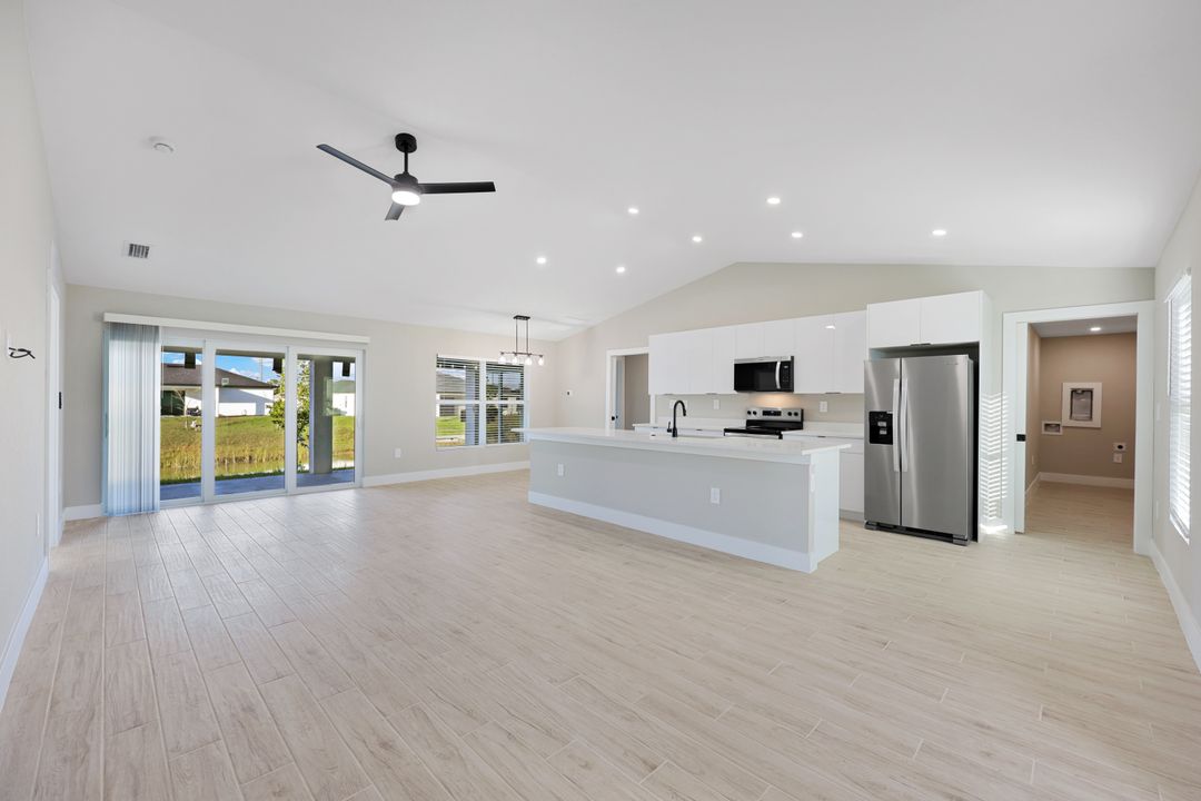 2013 NW 20th Terrace, Cape Coral, FL 33993