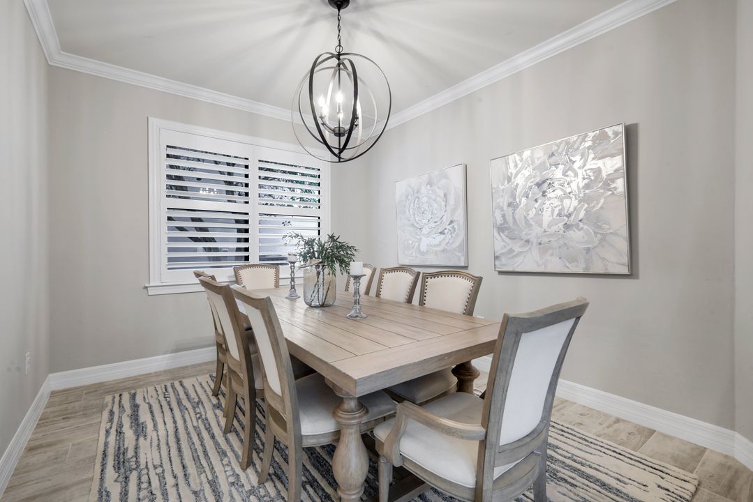 7209 Wilton Dr N, Naples, FL 34109