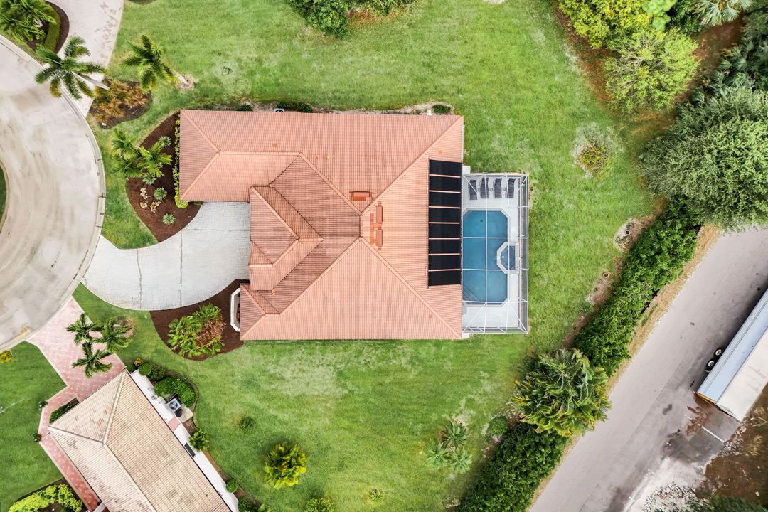 12820 Silverthorn Ct, Bonita Springs, FL 34135