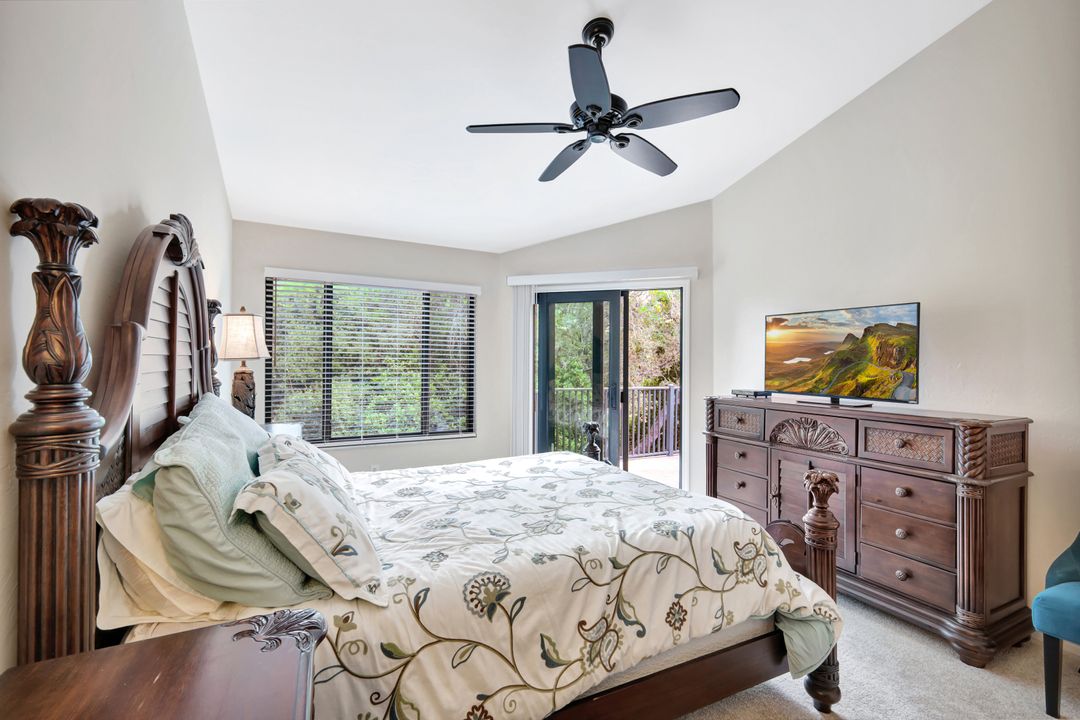 27105 Oakwood Lake Dr, Bonita Springs, FL 34134